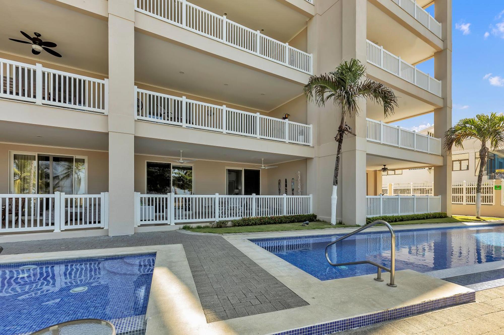 The Palms Jaco Aparthotel Bagian luar foto